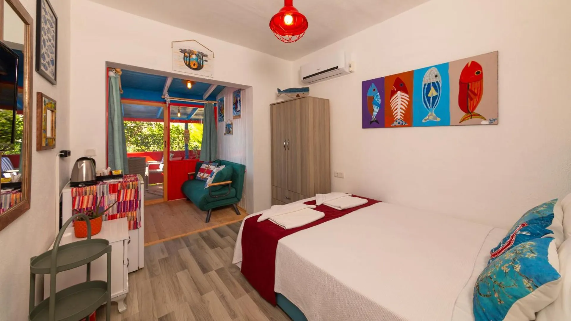 Derin Mavi Suit Butik Otel Sogut  Alloggio in famiglia