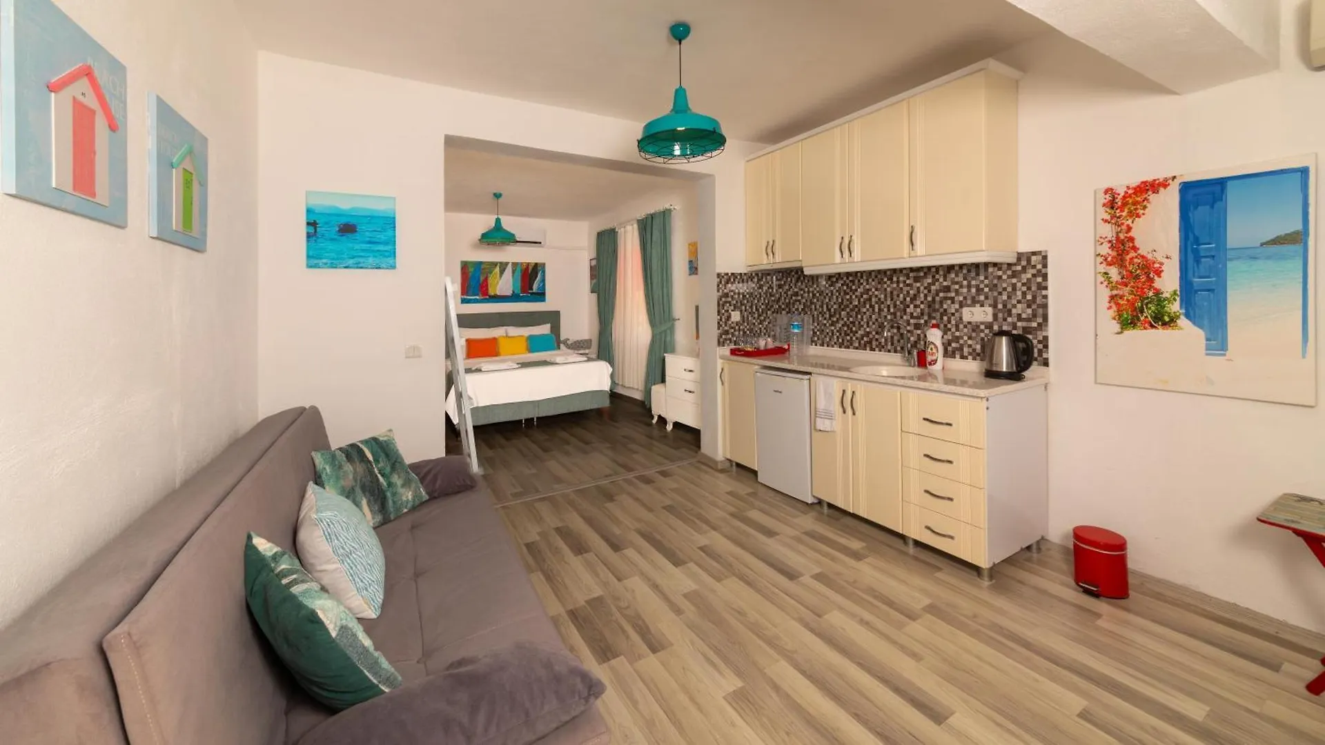 Derin Mavi Suit Butik Otel Sogut  Alloggio in famiglia Sogut (Aegean)