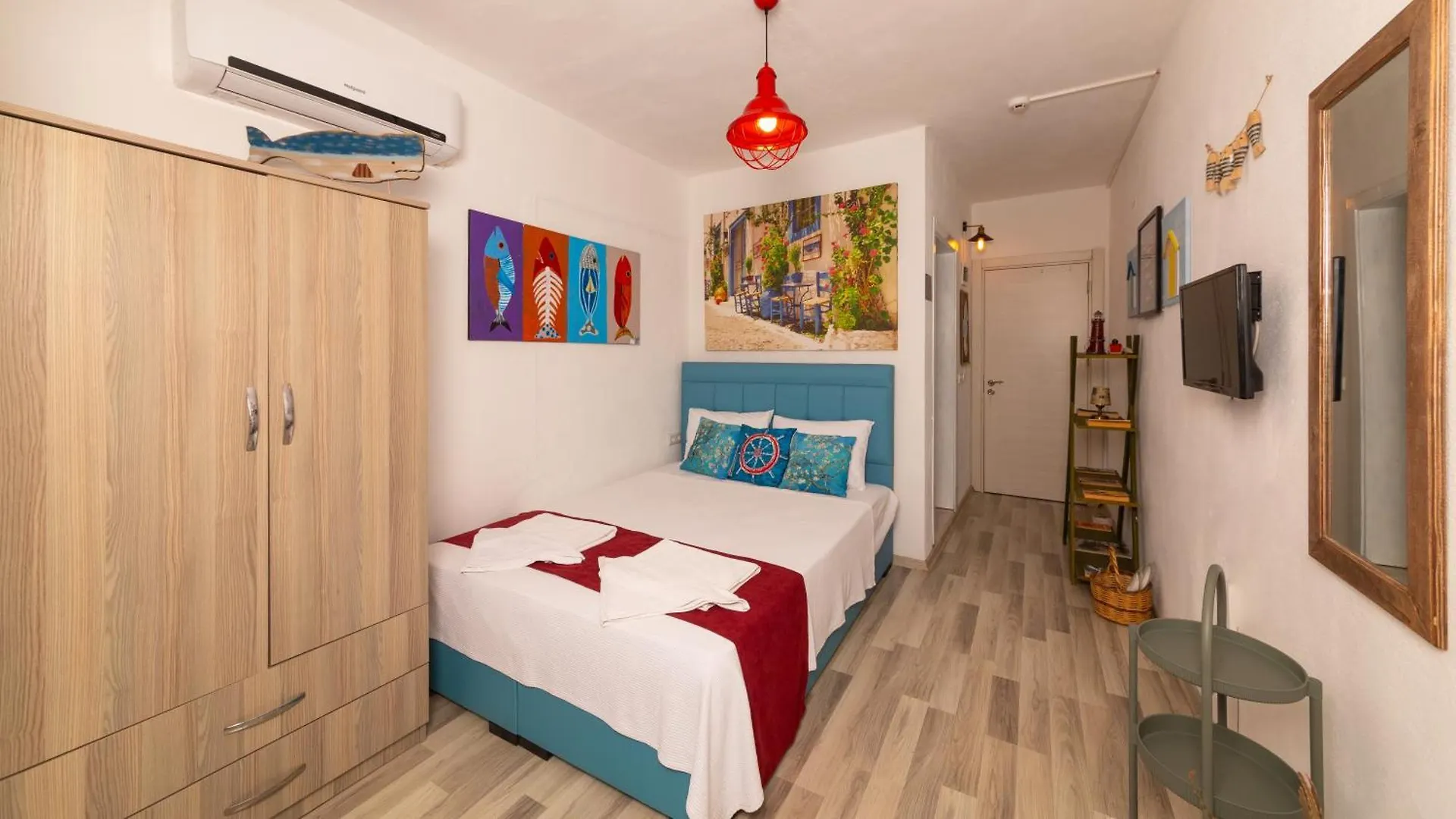 Derin Mavi Suit Butik Otel Sogut  Sogut (Aegean)